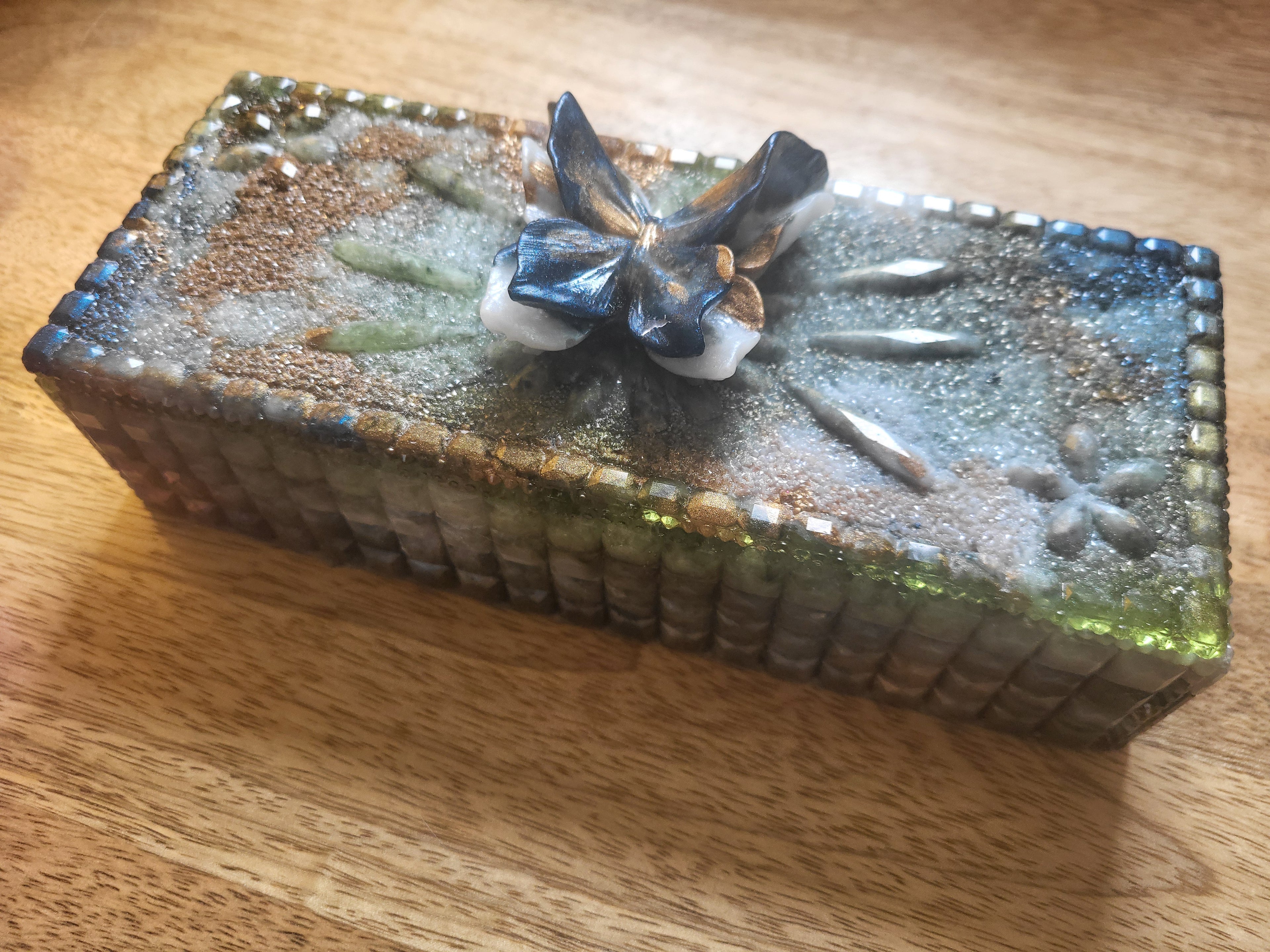 Retro 60s inspired Resin Art Storage Box – Textured Butterfly Design | Handmade Trinket & Keepsake Box