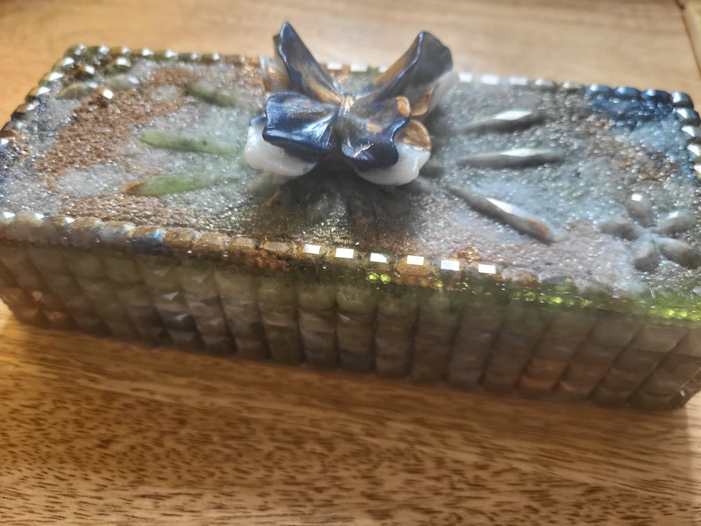 Retro 60s inspired Resin Art Storage Box – Textured Butterfly Design | Handmade Trinket & Keepsake Box